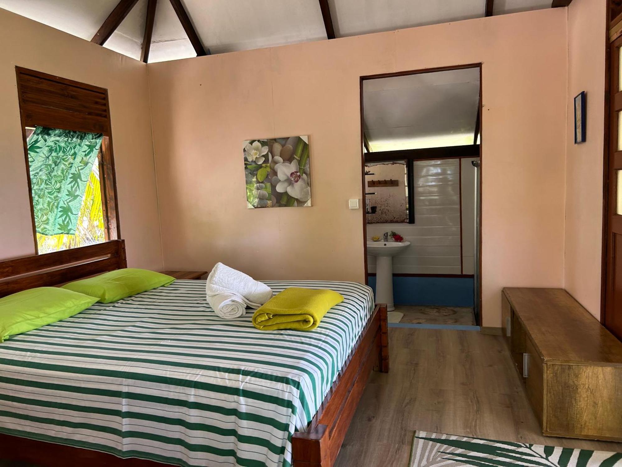 Rangiroa Bliss Hotel Tiputa Eksteriør billede